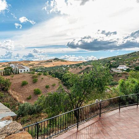 Awesome Home In Antequera With Wifi 외부 사진