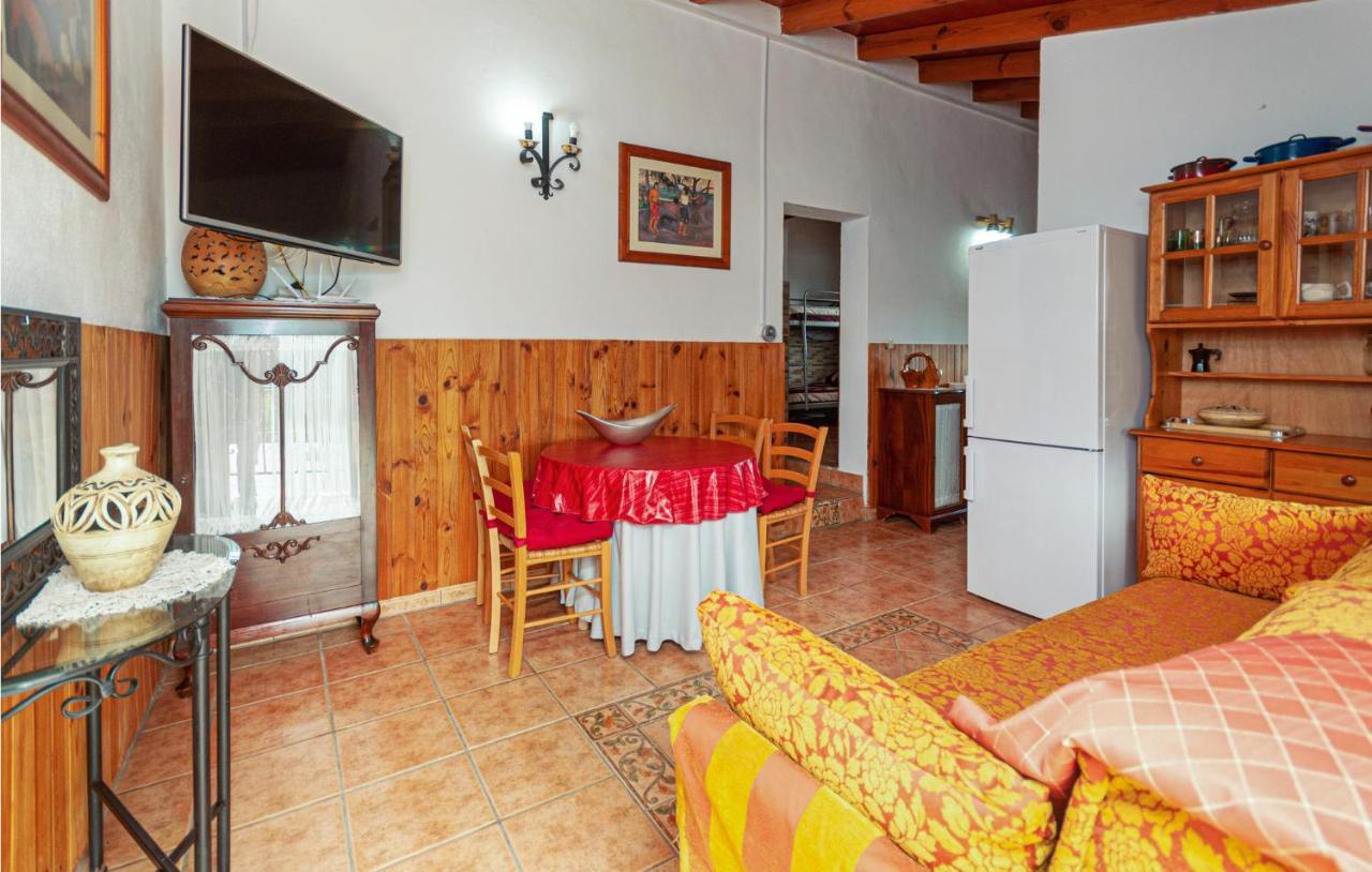 Awesome Home In Antequera With Wifi 외부 사진